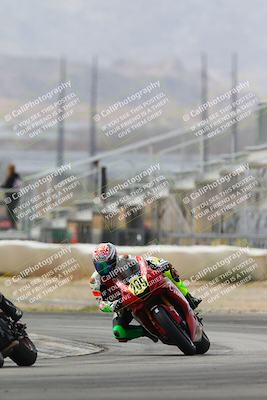 media/Mar-02-2025-Race Pace (Sun) [[8bec80ae00]]/12-Vested (Turn 2) 1111am/